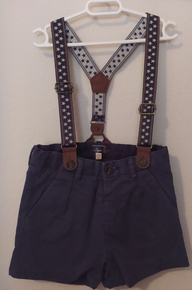 Pantalón corto niño con tirantes de Tizzas