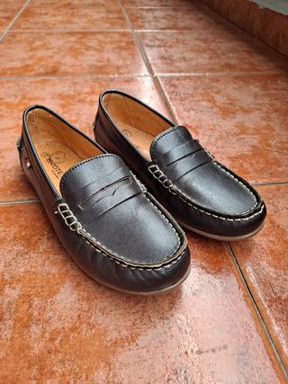 Nauticos de piel (El Corte inglés) de segunda mano por 13 EUR en Bilbao en  WALLAPOP