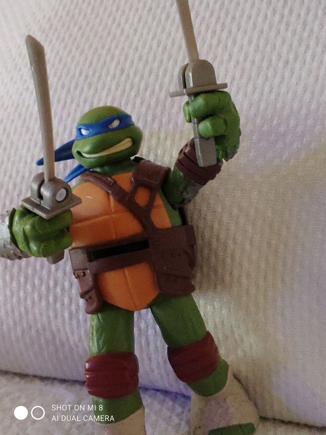 TORTUGA NINJA LEONARDO