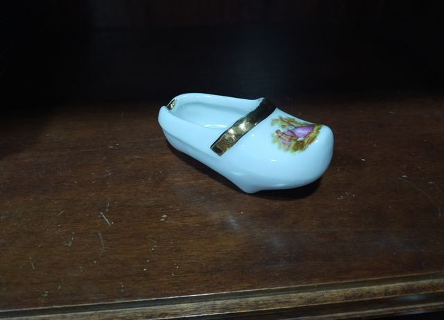 2 ceniceros de porcelana