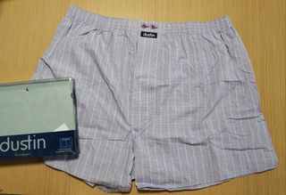 Calzoncillos boxer Dustin talla 52 NUEVOS de segunda mano por 13 EUR en  Colonia Covibar en WALLAPOP