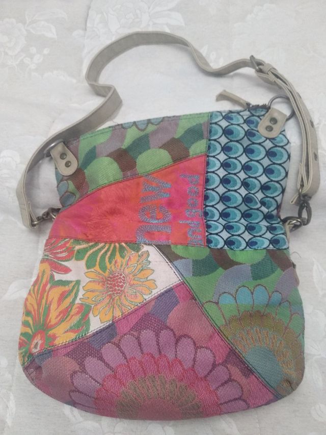 BOLSO BANDOLERA DE DESIGUAL.NUEVO