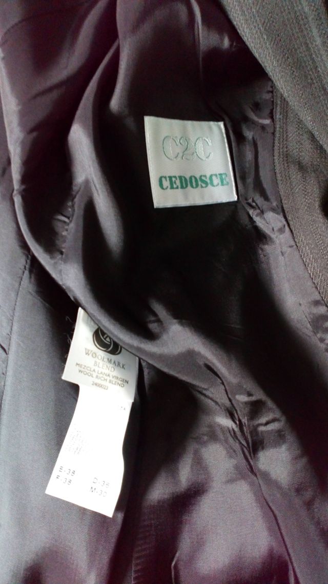 Blazer de lana CEDOSCE, talla 38