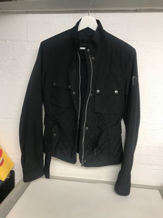 CHAQUETA NEGRA BELSTAFF TALLA 44/ M EUROPEA