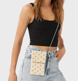 Bolso móvil Stradivarius. de segunda mano por 10 EUR en Madrid en WALLAPOP