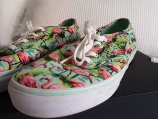 vans flamencos