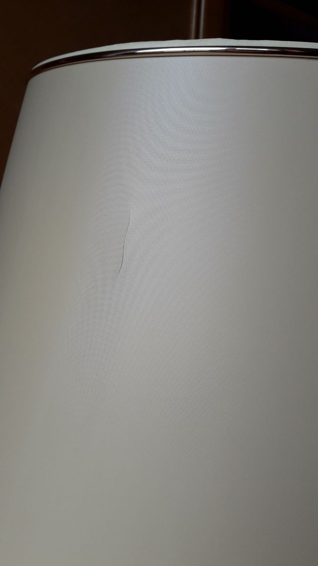 Pantalla Conica con Regalo Funda Cojin