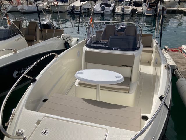 COMPARTE QUICKSILVER 605 OPEN  Plan Premium