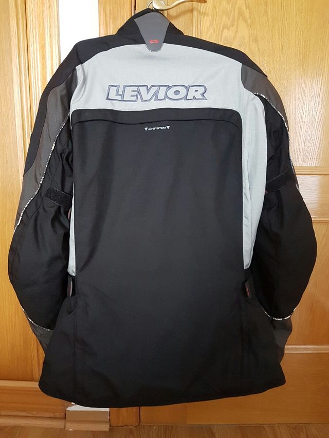 Casco integral HJC. Top a precio de risa