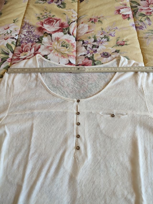 Camiseta Massimo Dutti de lino