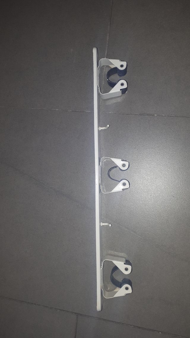 Percha fregona/escoba