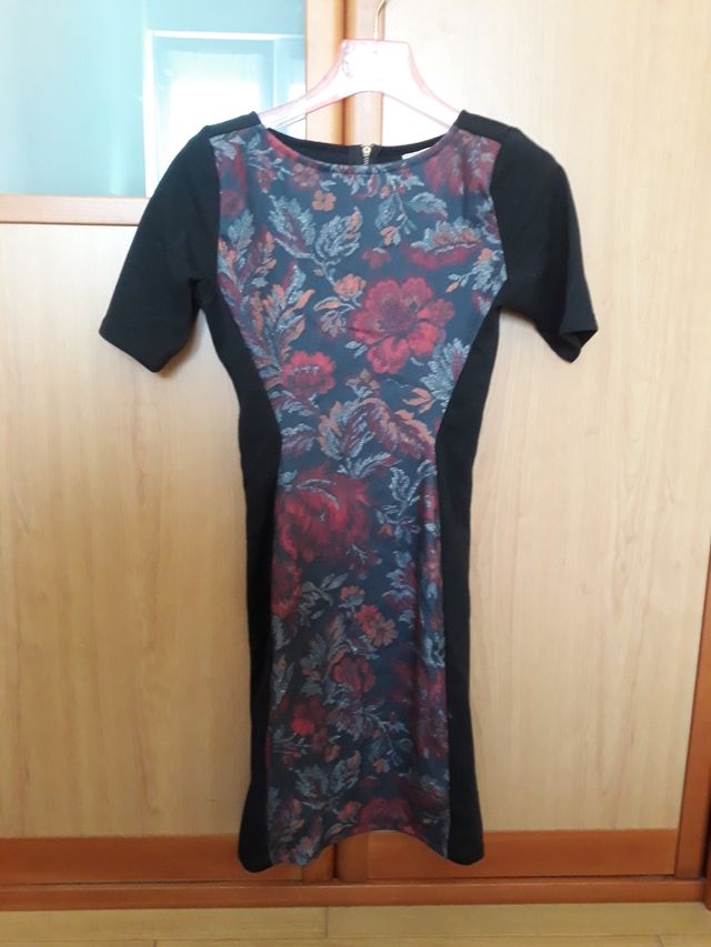 Vestido flores japonés s pull&bear 