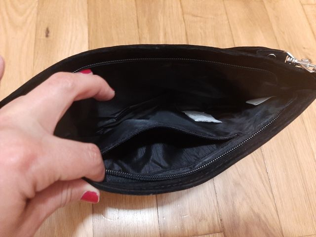 Bolso de mano de terciopelo