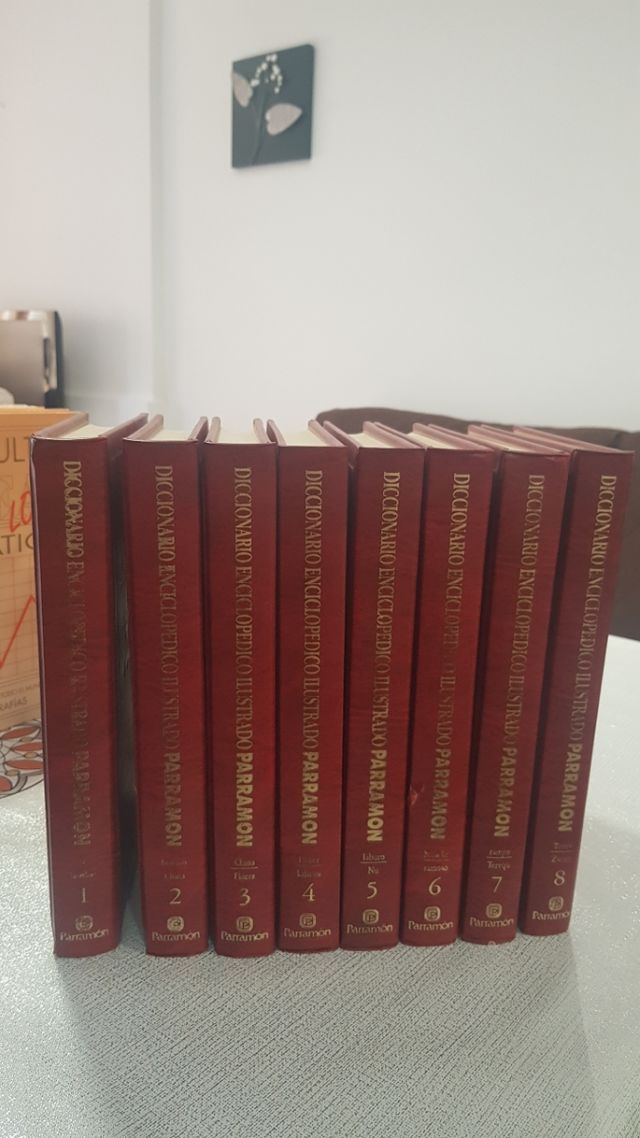 Enciclopedia, diccionario ilustrado y curso ingles