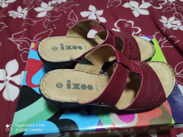 Sandalias muy cómodas, talla 37.