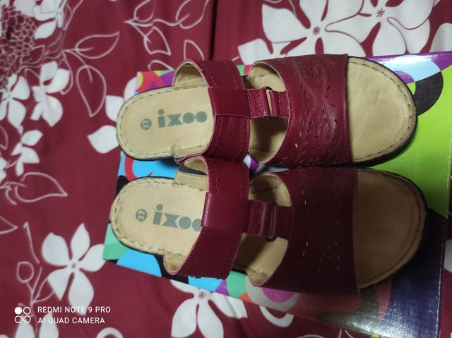 Sandalias muy cómodas, talla 37.