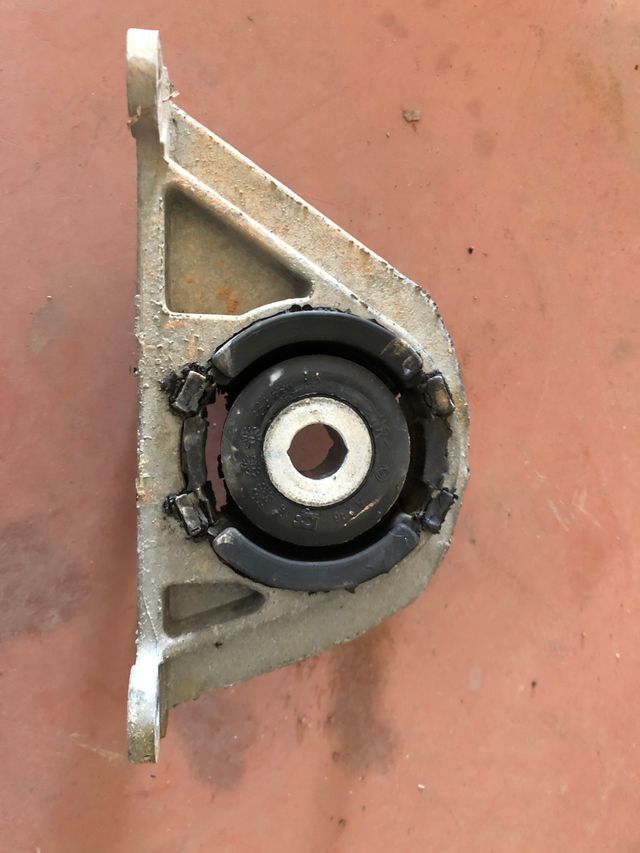 taco motor lado caja fiat doblo 1.3 mjtd 75 2010