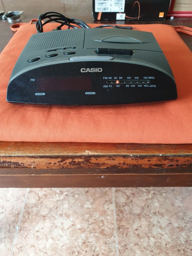 Radio Despertador Casstte