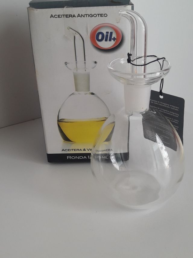 aceitera antigoteo redonda