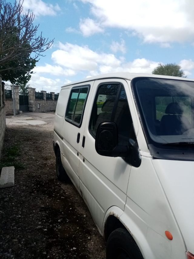 Ford transit 2000