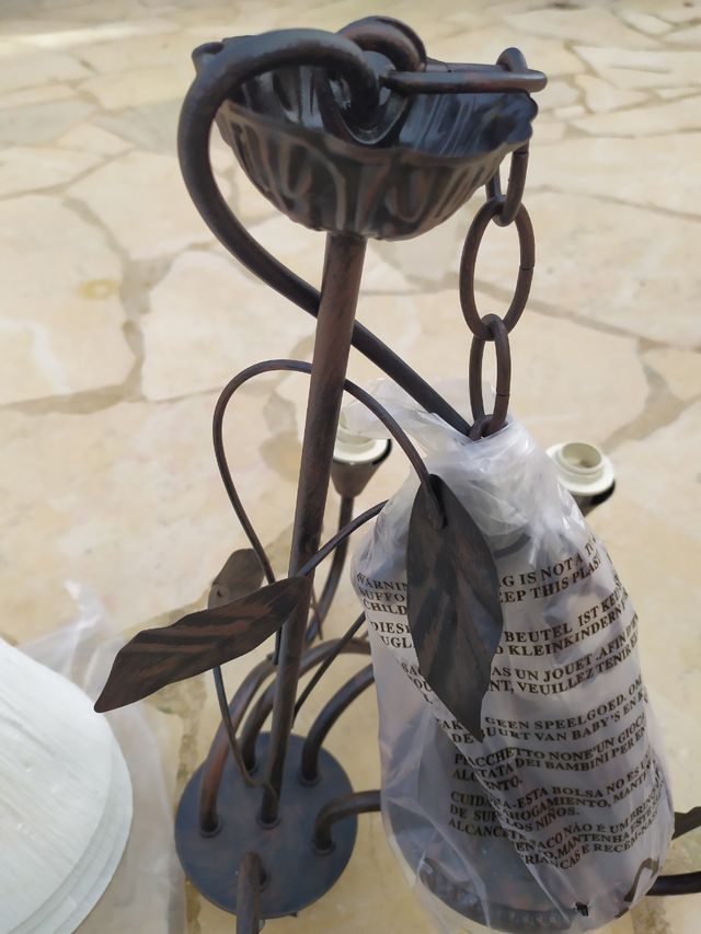 Lámpara colgante ,candelabro de interiores