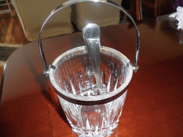 CUBITERA 6 VASOS Y VARIOS PARA POSTRE