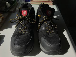 Botas de construcción Ubermann de segunda mano por 10 EUR en Barcelona en  WALLAPOP