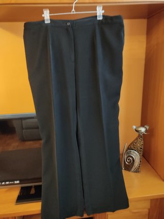 Traje pantalón y chaqueta mujer talla grande de segunda mano por 20 EUR en  Portugalete en WALLAPOP