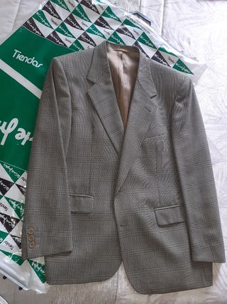 OUTLET EMIDIO TUCCI! Hasta 70% DTO. en camisas, trajes y pantalones