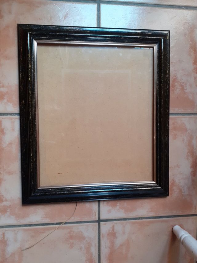 marco negro brillo jaspeado en dorado