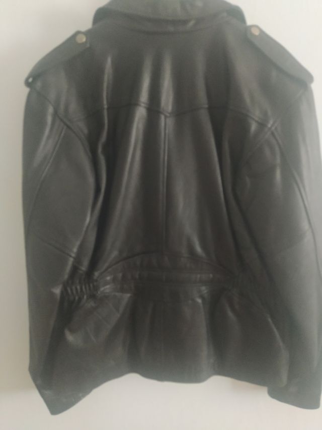 Cazadora de cuero hombre