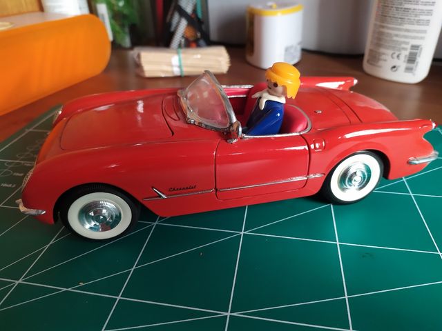 Coche Corvette Chevrolet 1/18