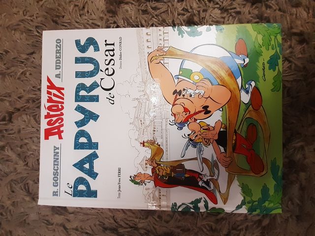 Comic Asterix Le Papyrus de César en francés