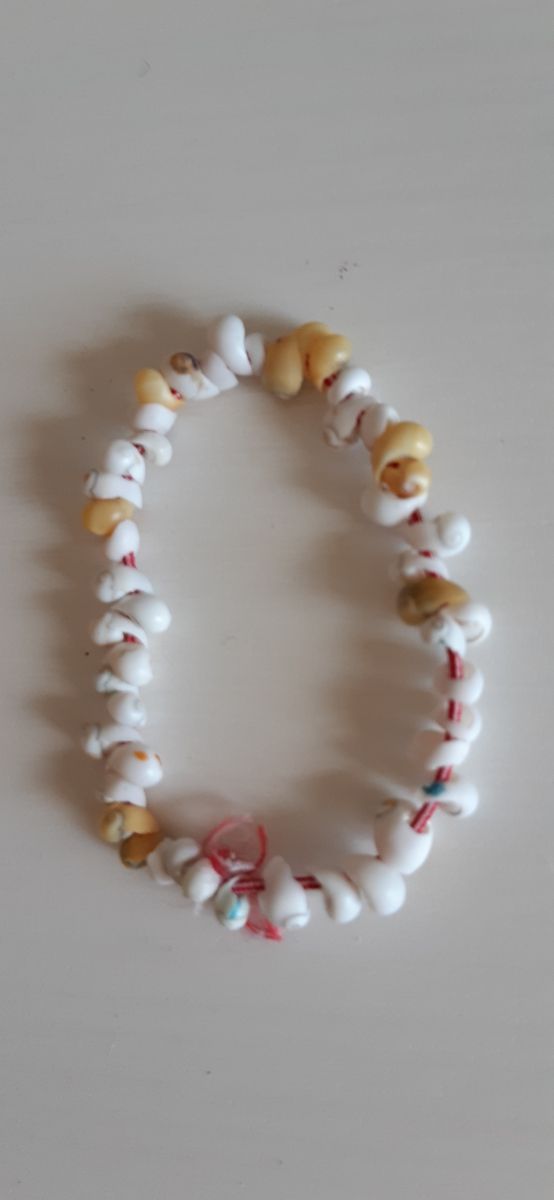 Pulsera de conchas pequeñas ajustable 16cm