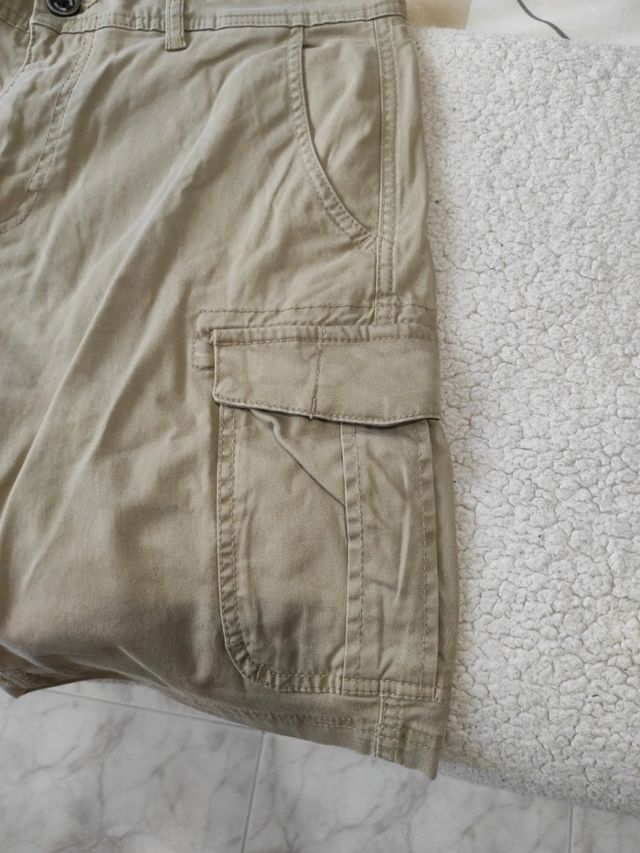 Bermudas color camel sin estrenar.