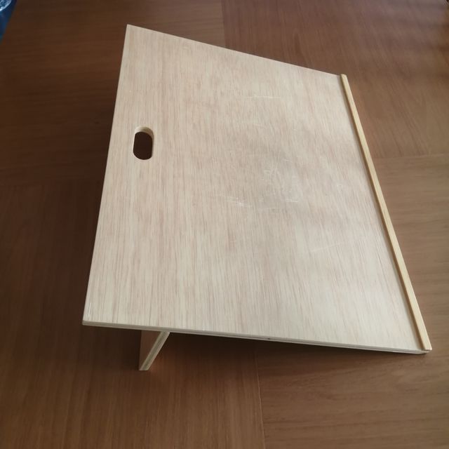 Atril para trabajo o estudio