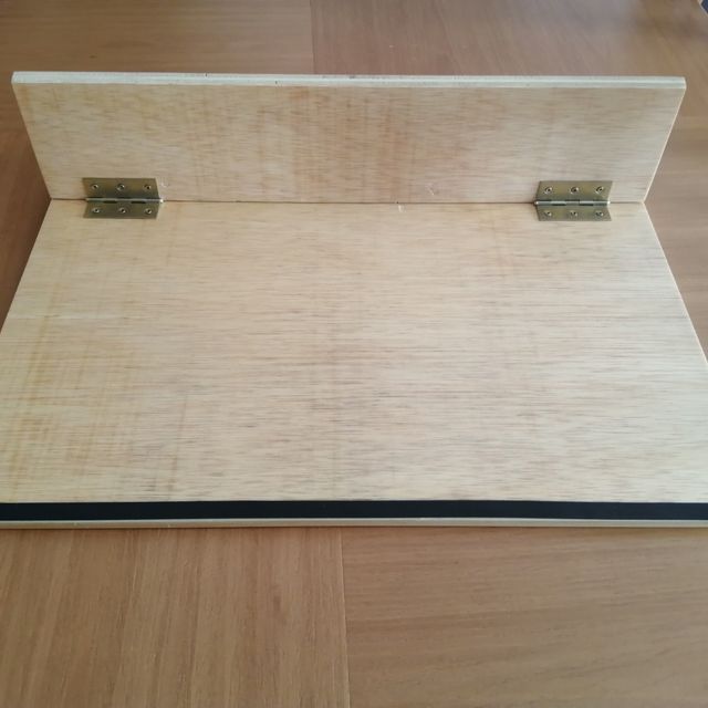 Atril para trabajo o estudio