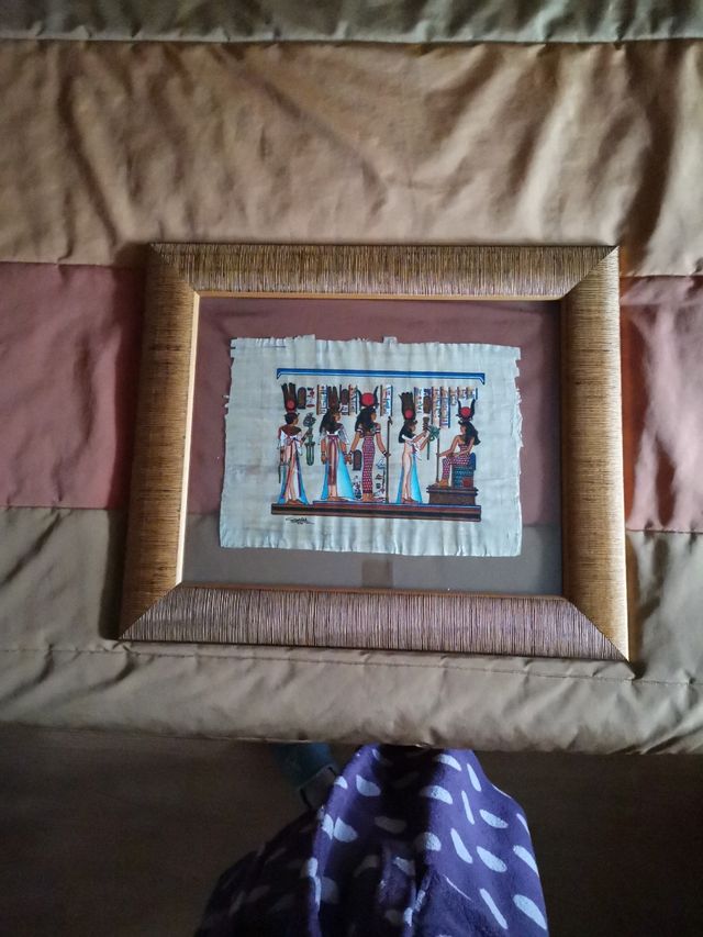 Papiro egipcio enmarcado