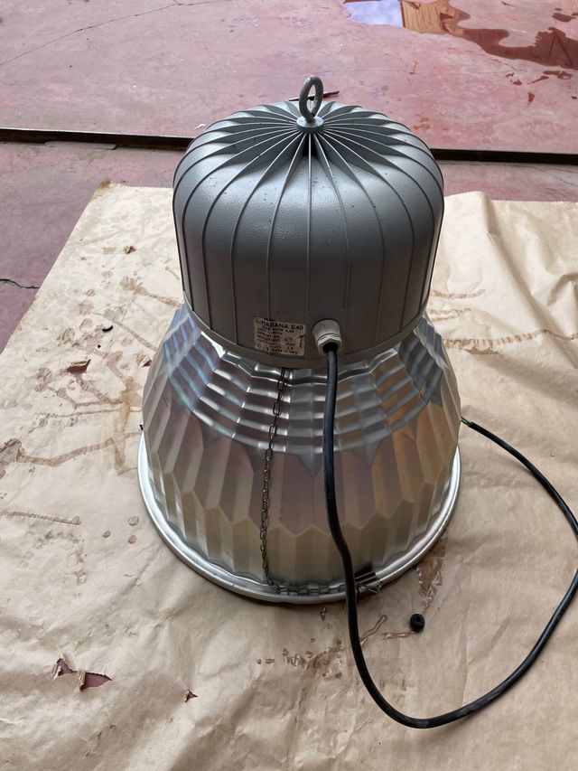 Focos nave industrial Habana E40