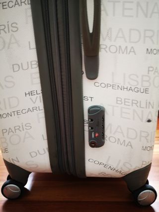 Maleta gran capacidad Emidio Tucci de segunda mano por 58 EUR en Son en  WALLAPOP