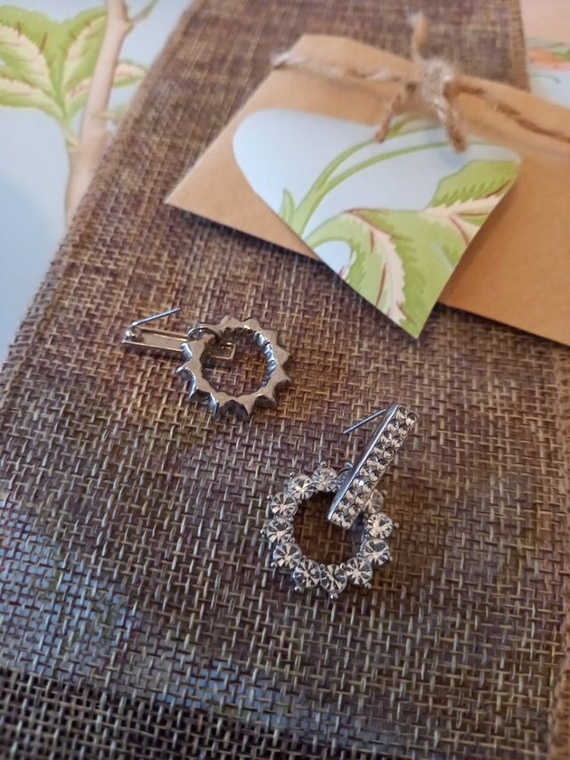 bonitos pendientes con brillantes