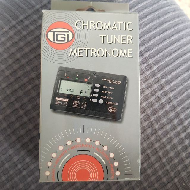 Afinador y metrónomo dos en uno marca TGI nuevo