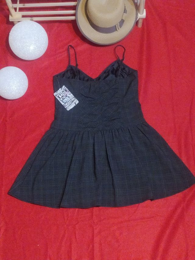 Vestido corto Nuevo de Zara new Colección