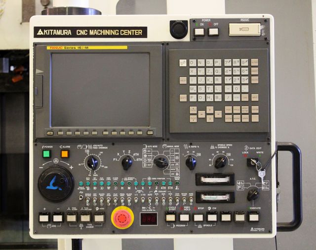 Centro de mecanizado Kitamura