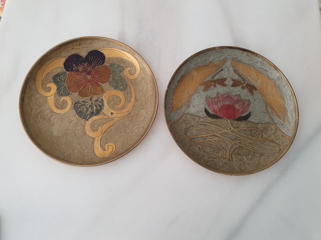 2 platos decorativos Indios