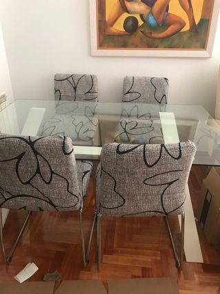 Juego comedor de segunda mano por 80 € en Arroyo de la Encomienda en
