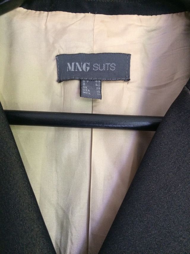 Vendo americana de Mango Suits