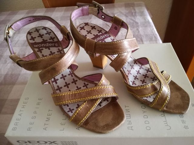 Sandalias Wonders de piel color marrón-kaki nº