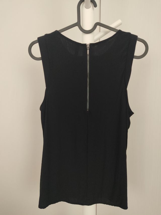 Stradivarius. Camiseta chica fiesta