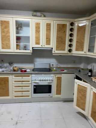 Muebles de cocina de segunda mano por 300 € en Aranjuez en WALLAPOP